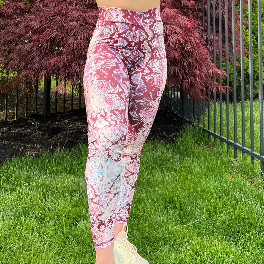 COBRA HIGH WAIST SCRUNCH LEGGING